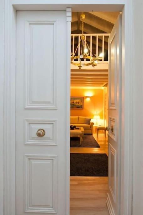 Acropolis Luxury House Apartment เอเธนส์ ภายนอก รูปภาพ